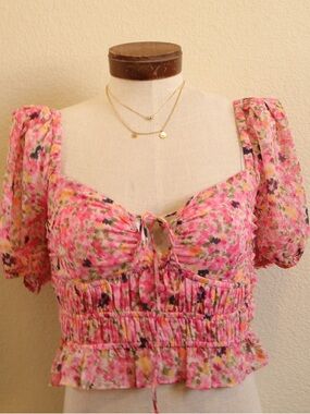 Astr Pink Floral Puff Sleeve Top